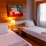 Flat Excelente Em Frente Ao Aeroporto De Congonhas - H602