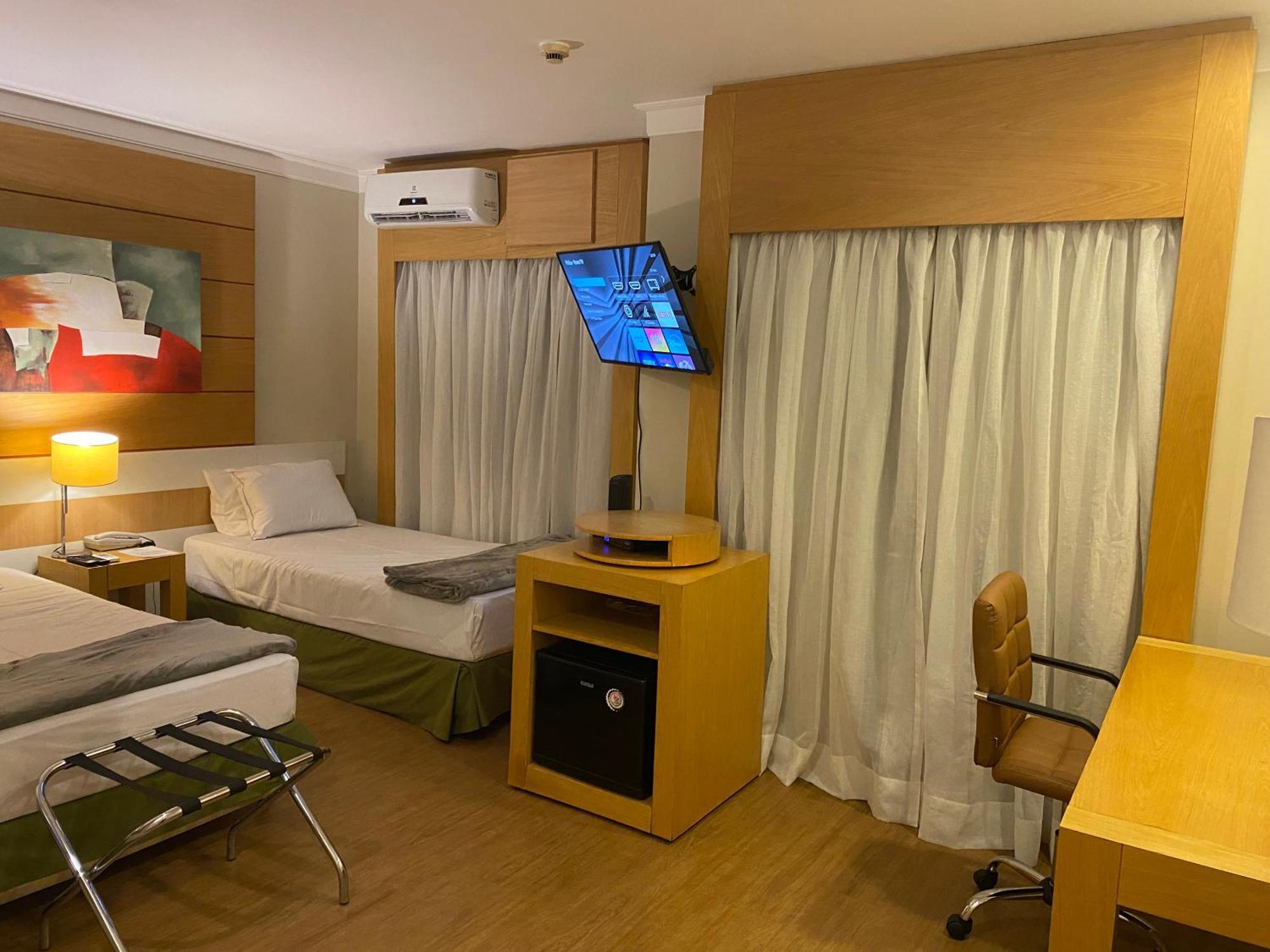 Flat Excelente Em Frente Ao Aeroporto De Congonhas - H602 4*