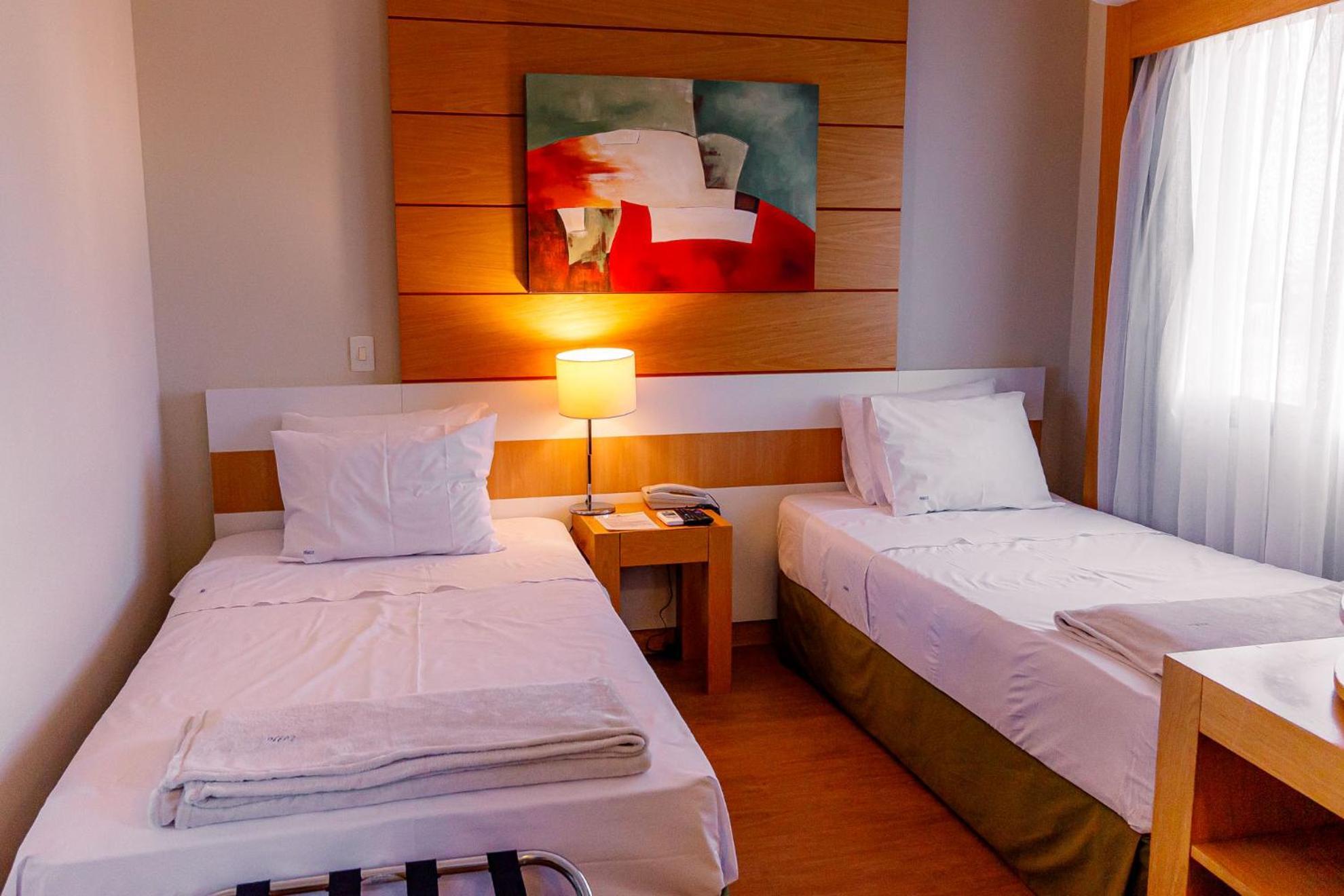 Flat Excelente Em Frente Ao Aeroporto De Congonhas - H602 São Paulo